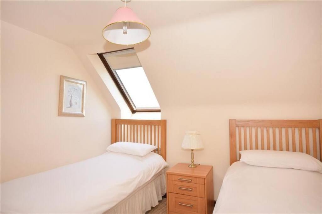 Direct Beach Access! Top Floor Apartment Perranporth Extérieur photo