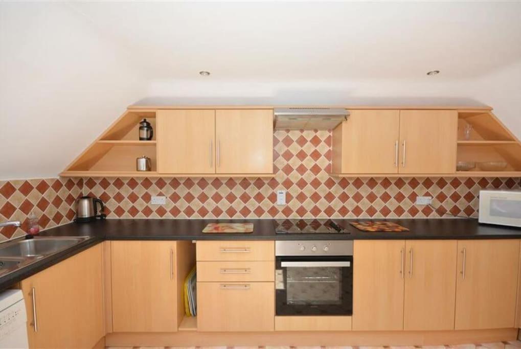 Direct Beach Access! Top Floor Apartment Perranporth Extérieur photo