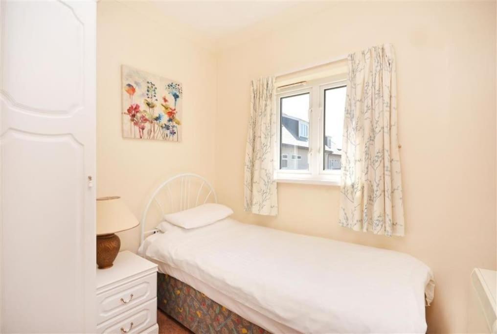 Direct Beach Access! Top Floor Apartment Perranporth Extérieur photo